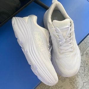 Like New HOKA WHITE SNEAKERS